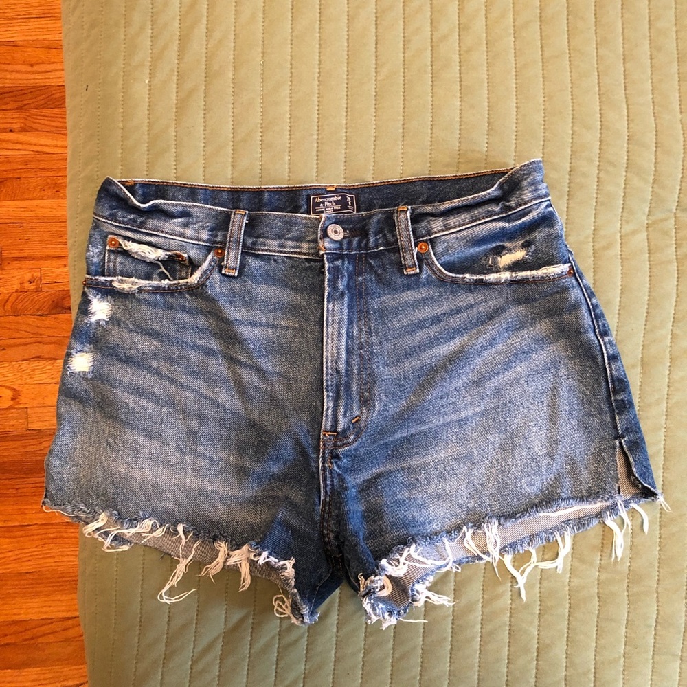 Abercrombie & Fitch High Rise Shorts